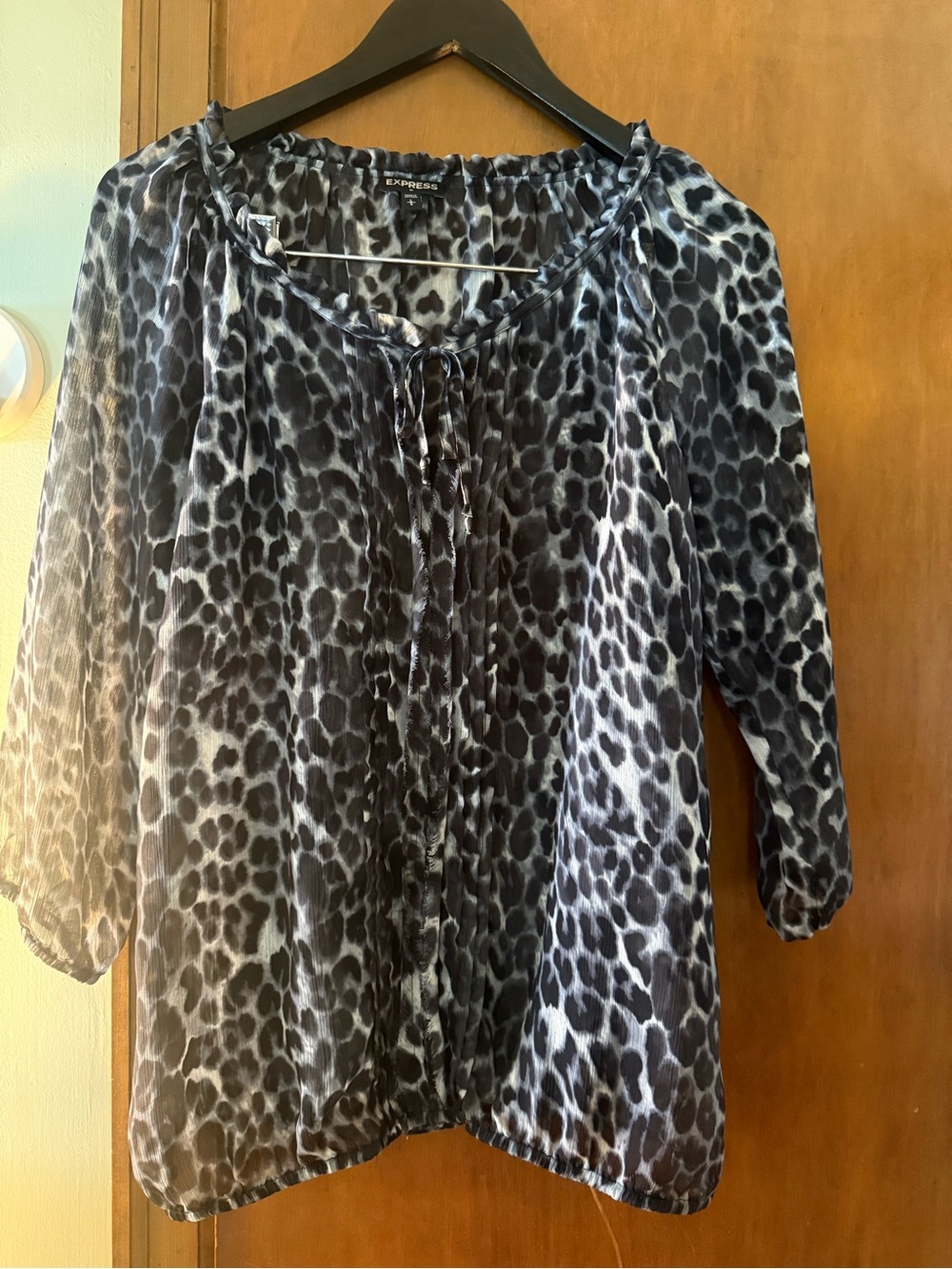 Express Black & Gray Leopard-Print Peasant Blouse